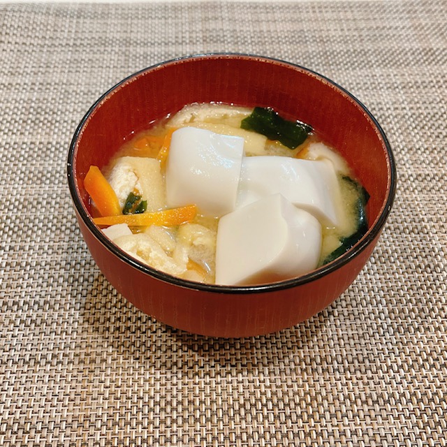 ごま豆腐のお味噌汁01
